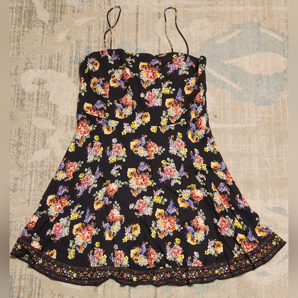 Alice + Olivia Magnolia Floral Dress. Black. Size 12. NWT